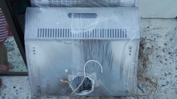 ขายถูก เตาไฟฟ้า 4 หัว พร้อมกับที่ดูดควัน ครบชุด ขายถูกสุดๆ มีเพียง 2 ชุดเท่านั้น