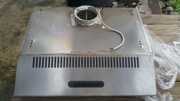 ขายถูก เตาไฟฟ้า 4 หัว พร้อมกับที่ดูดควัน ครบชุด ขายถูกสุดๆ มีเพียง 2 ชุดเท่านั้น