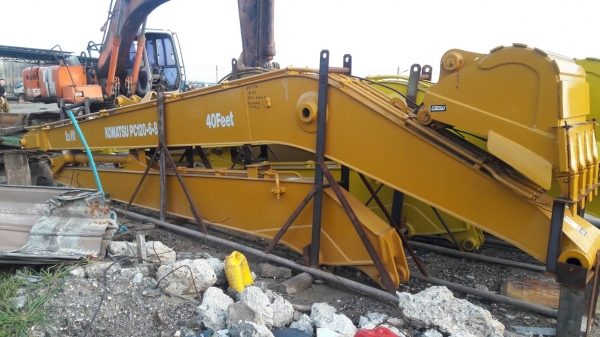 บูม/อาร์ม ยาว สำหรับรถขุด KOBELCO รุ่น  sk120-3 สินค้าใหม่ ยังไม่เคยใช้งาน ยาว40 ฟุต ขายราคาถูก