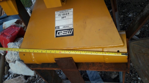 บูม/อาร์ม ยาว สำหรับรถขุด KOMATSU รุ่น PC120-6,8 สินค้าใหม่ ยังไม่เคยใช้งาน ยาว40 ฟุต ขายราคาถูก บูม/อาร์ม ยาว สำหรับรถขุด KOMATSU รุ่น PC120-6,8 สินค้าใหม่ ยังไม่เคยใช้งาน ยาว40 ฟุต ขายราคาถูก