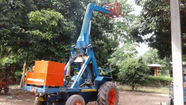 ขายรถคีบอ้อย FORD คีบหลัง เอกสารเล่มทะเบียน