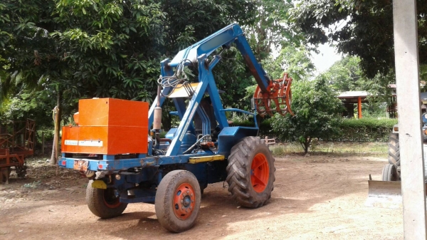 ขายรถคีบอ้อย FORD คีบหลัง เอกสารเล่มทะเบียน