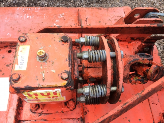 ตัดหญ้าฮุย