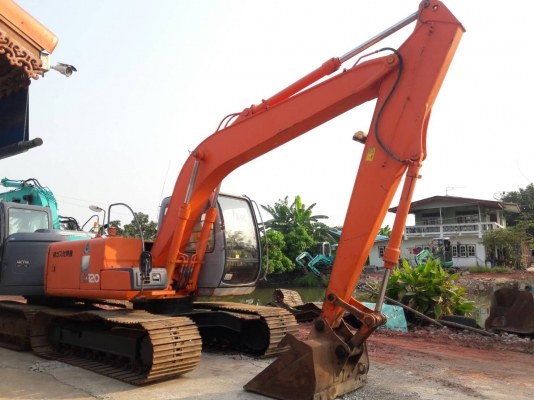 ขายจ้า..HITACHI EX120-5  เก่านอกแท้  ปลายยาวพิเศษ  แทรคใหญ่.70  เดิมๆๆ  6,XXX  ชั่วโมง...พร้อมใช้  โทร  089-3818694  จ๊อย..