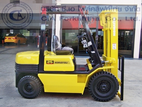 ขาย รถโฟล์คลิฟท์ KOMATSU รุ่น FD25-11