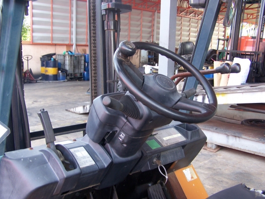 ขาย รถโฟล์คลิฟท์ TOYOTA รุ่น 7FGL20