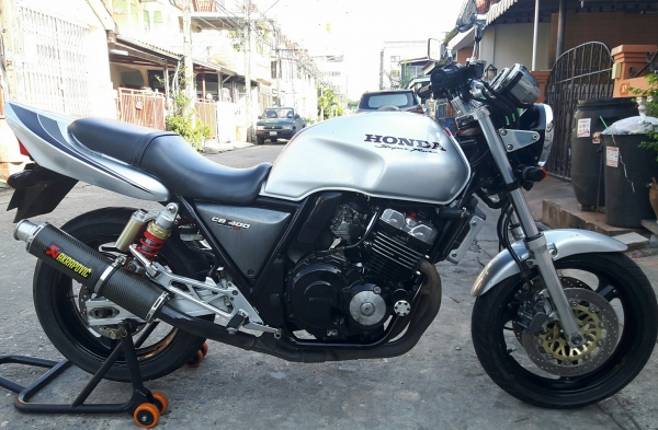 ขาย cb 400 ปี 1995 เวอร์ชั่น อาร์ ทะเบียนแท้