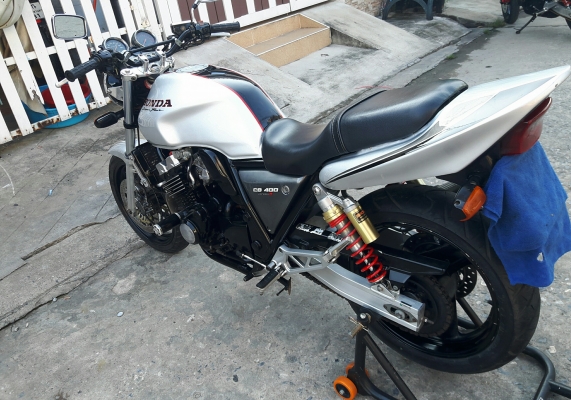 ขาย cb 400 ปี 1995 เวอร์ชั่น อาร์ ทะเบียนแท้