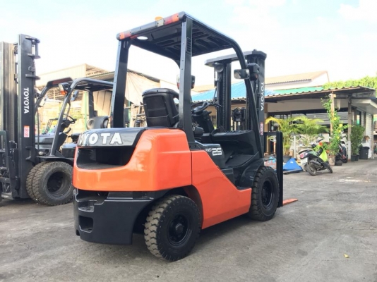 รถนอก TOYOTA 8FD25 ยก2.5 ตัน 4.7 เมตร เสาเข้าตู้ ดีเซล3Z ออโต้ พร้อมใช้งาน 440,000 บาท 094-426-7888 จะเด็ด รถนอก TOYOTA 8FD25 ยก2.5 ตัน 4.7 เมตร เสาเข้าตู้ ดีเซล3Z ออโต้ พร้อมใช้งาน 440,000 บาท 094-426-7888 จะเด็ด