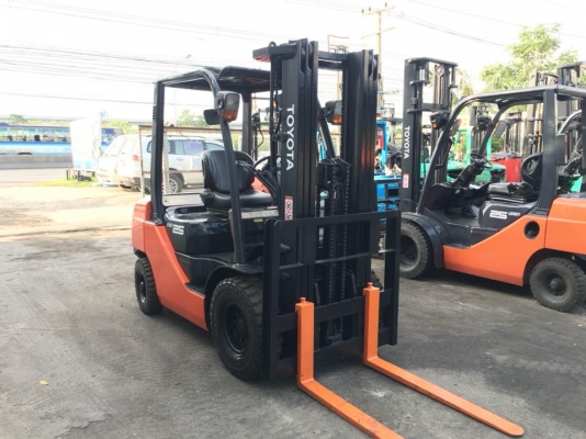 รถนอก TOYOTA 8FD25 ยก2.5 ตัน 4.7 เมตร เสาเข้าตู้ ดีเซล3Z ออโต้ พร้อมใช้งาน 440,000 บาท 094-426-7888 จะเด็ด รถนอก TOYOTA 8FD25 ยก2.5 ตัน 4.7 เมตร เสาเข้าตู้ ดีเซล3Z ออโต้ พร้อมใช้งาน 440,000 บาท 094-426-7888 จะเด็ด