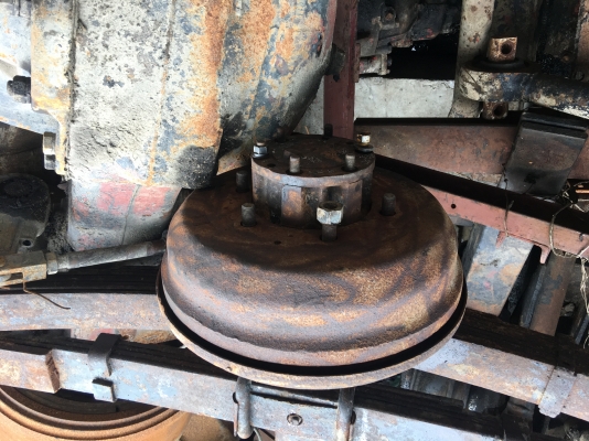 เพลาลอย อีซุซู   พร้อมแหนบครบชุด