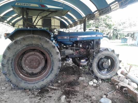 รถแทรกเตอร์ newford