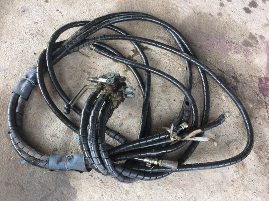 ปั้มคอนโทรน