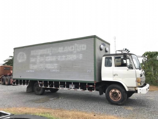 ขาย 275,000 บาท HINO FF177 ตู้ 3 บาน ยาว 7.2 เมตร เครื่อง EH700-168 แรง หัวบาง ยางดี คัสชีสวย เอกสารเล่มทะเบียน  รถอยู่  นครปฐม โทร 0610710295  สนใจ รายการสินค้า อื่นๆ ที่ เว็ปไชค์ Truck2Hand  https://www.truck2hand.com/index.php?actions=content/search&am