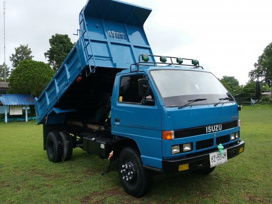 ขายด่วน..ดั้มพ์..ISUZU.NPR.115แรง.เครื่องยนต์.4BD1.แอร์.เพาเวอร์.เบครลมเสริม.ช่วงล่างFหน้าหลัง.มีสะโลหูกระต่าย
