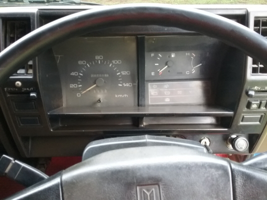 ขายด่วน..ดั้มพ์..ISUZU.NPR.115แรง.เครื่องยนต์.4BD1.แอร์.เพาเวอร์.เบครลมเสริม.ช่วงล่างFหน้าหลัง.มีสะโลหูกระต่าย