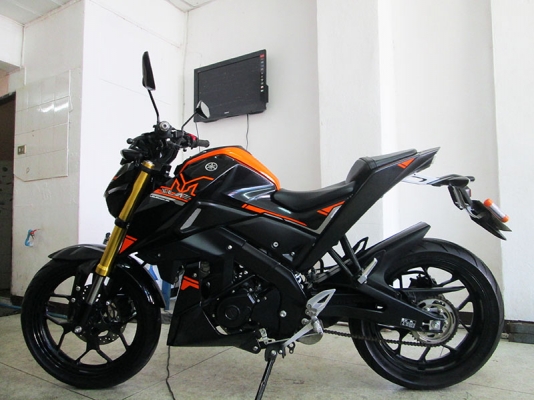 (โอนฟรี) ขาย Yamaha M-Slaz ปลายปี 2017 ไมล์แท้ 6783 กม สภาพสวยเดิมๆ สีดำ ส้ม