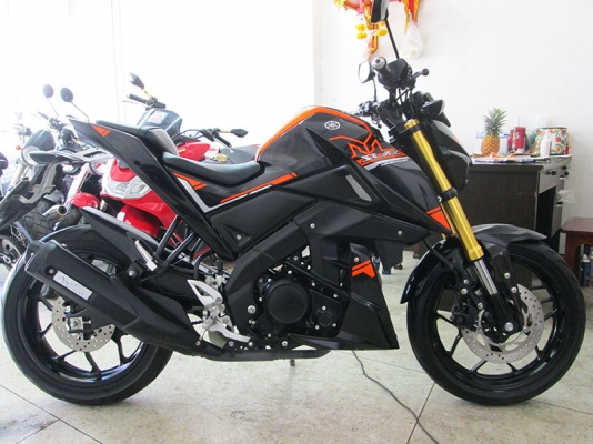 (โอนฟรี) ขาย Yamaha M-Slaz ปลายปี 2017 ไมล์แท้ 6783 กม สภาพสวยเดิมๆ สีดำ ส้ม