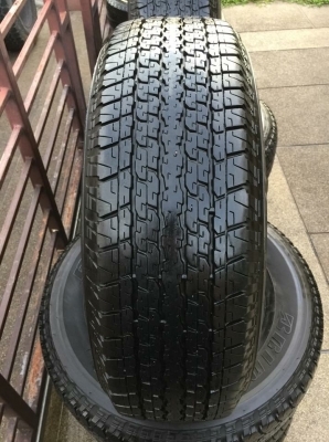 ยาง Bridgestone 245 70 16 ปลายปี17 มีให้เลือก5ชุด ดอกเต็ม ไม่มีปะ เนื้อนิ่มๆ ใช้ยาว ราคาไม่แพง