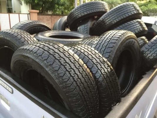 ยาง Bridgestone 245 70 16 ปลายปี17 มีให้เลือก5ชุด ดอกเต็ม ไม่มีปะ เนื้อนิ่มๆ ใช้ยาว ราคาไม่แพง