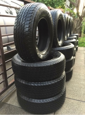 ยาง Bridgestone 245 70 16 ปลายปี17 มีให้เลือก5ชุด ดอกเต็ม ไม่มีปะ เนื้อนิ่มๆ ใช้ยาว ราคาไม่แพง