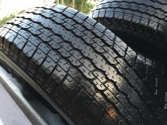 ยาง Bridgestone 245 70 16 ปลายปี17 มีให้เลือก5ชุด ดอกเต็ม ไม่มีปะ เนื้อนิ่มๆ ใช้ยาว ราคาไม่แพง