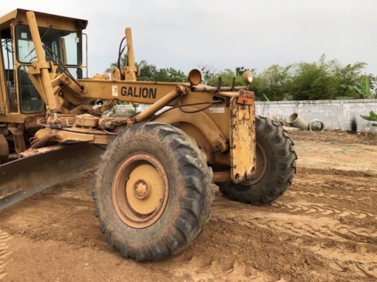 ขาย 895,000 รถเกรด GALION 850B สภาพสวยกิปพร้อมใช้ เครื่องดี เกียร์แรง (เปลี่ยน ใบมีด 14 ฟุต) ระบบไฮโดลิกพร้อม. เอกสารเล่มทะเบียน  รถอยู่  อุดรธานี  โทร 0610710295  สนใจ รายการสินค้า อื่นๆ ที่ เว็ปไชค์ Truck2Hand  https://www.truck2hand.com/index.php?actio