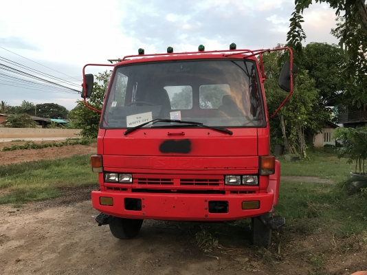 ขายหกล้อใหญ่ isuzu 195 ขายหกล้อใหญ่ isuzu 195