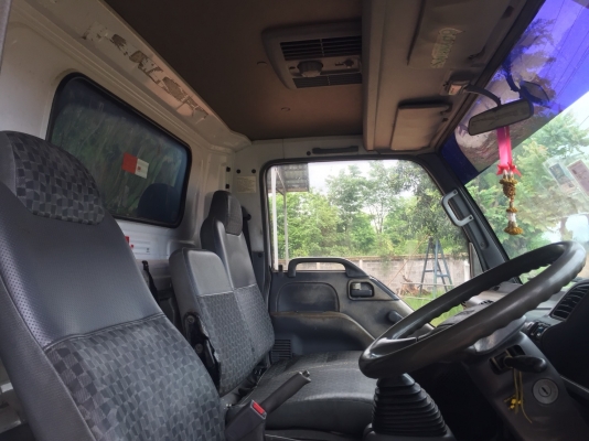 Isuzu NPR 130แรง เทอร์โบ ห้างแท้ปี49 รุ่นตาเพชร เพาเวอร แอร์เย็น เพลงเพราะ เล่มพร้อมโอน สีเดิมบาง