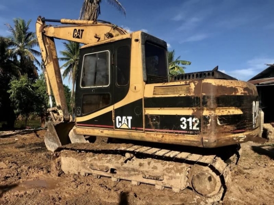 ขาย 560,000 CAT 312 V 2 อินวอยทร์ เครื่องดี ปั้มแรง ไฟฟ้าครบแต่ต้องเช็คระบบ เอวแน่น ช่วงล่างดี เฟรมมีผุนิดหน่อย รถอยู่ นครสวรรค์  090-772-3710 090-772-3708
