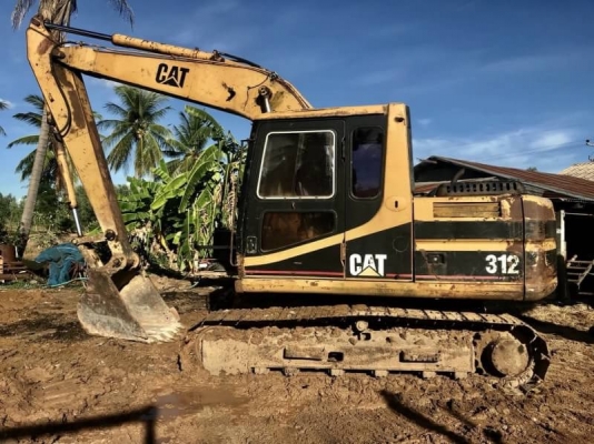 ขาย 560,000 CAT 312 V 2 อินวอยทร์ เครื่องดี ปั้มแรง ไฟฟ้าครบแต่ต้องเช็คระบบ เอวแน่น ช่วงล่างดี เฟรมมีผุนิดหน่อย รถอยู่ นครสวรรค์  090-772-3710 090-772-3708