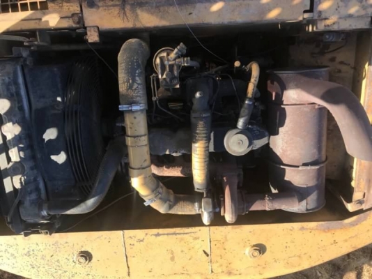 ขาย 560,000 CAT 312 V 2 อินวอยทร์ เครื่องดี ปั้มแรง ไฟฟ้าครบแต่ต้องเช็คระบบ เอวแน่น ช่วงล่างดี เฟรมมีผุนิดหน่อย รถอยู่ นครสวรรค์  090-772-3710 090-772-3708