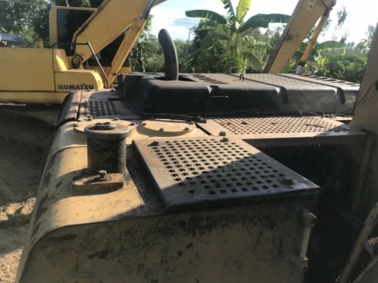 ขาย 560,000 CAT 312 V 2 อินวอยทร์ เครื่องดี ปั้มแรง ไฟฟ้าครบแต่ต้องเช็คระบบ เอวแน่น ช่วงล่างดี เฟรมมีผุนิดหน่อย รถอยู่ นครสวรรค์  090-772-3710 090-772-3708