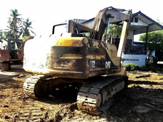 ขาย 560,000 CAT 312 V 2 อินวอยทร์ เครื่องดี ปั้มแรง ไฟฟ้าครบแต่ต้องเช็คระบบ เอวแน่น ช่วงล่างดี เฟรมมีผุนิดหน่อย รถอยู่ นครสวรรค์  090-772-3710 090-772-3708