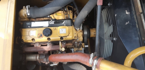 ขายๆๆCAT318D2L เอกสารแจ้งจำหน่าย 7,000ชม. สภาพนางฟ้าชัดๆ เหมือนออกรถใหม่ เอวไม่มีรอยเยิ้ม บุ้งกี๋ยังไม่เคยใช้งานเลย สีช่วงล่างยังไม่ถลอก ไม่เคยลุยงานหนักราคาเบาๆ 1,890,000บาท เงินสดลดได้ไม่พอเราจัดแนนท์ให้(โทร)????  (line)099-0035892 (/) 084-3923995 ดูรถ