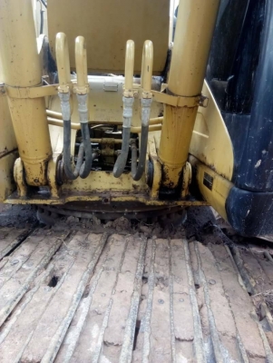 ขาย 1,090,000 CAT 320 C ไฟฟ้าครบ เครื่องดี ปั้มแรง เอวแน่น ช่วงล่างเต็ม เอกสารอินวอยทร์ รถสวยพร้อมใช้ รถอยู่ พิจิตร 090-772-3710 090-772-3708 ขาย 1,090,000 CAT 320 C ไฟฟ้าครบ เครื่องดี ปั้มแรง เอวแน่น ช่วงล่างเต็ม เอกสารอินวอยทร์ รถสวยพร้อมใช้ รถอยู่ พิจิตร 090-772-3710 090-772-3708