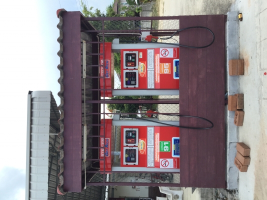 ขายตู้น้ำมัน singer ลุ่นล่าสุด ซื้อมาไม่ถึงปี มี 2 เครื่องครับ  (ของอยู่ระยอง)