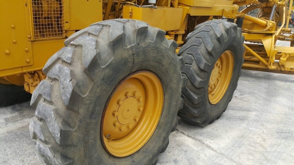 รถเกรด CAT รุ่น140G 5MD 3722 รถเกรด CAT รุ่น140G 5MD 3722