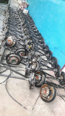 ขายเพลาข้าง6น็อตของใหม่ ใส่ล้อปิกอัพลูกปืนใหญ่ครับทนทานมากเอาไปทำเทเลอร์ลากเรือหรือเอาไปทำรถอีแต๋น ขายเส้นล่ะ 1100 บาท