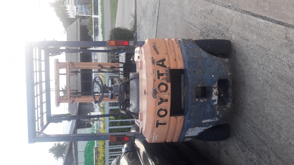 ขายด่วน โฟคลิฟ โตโยต้า ยก1.5ตัน สูง3เมตร สภาพดีพร้อมใช้ ขายด่วน โฟคลิฟ โตโยต้า ยก1.5ตัน สูง3เมตร สภาพดีพร้อมใช้