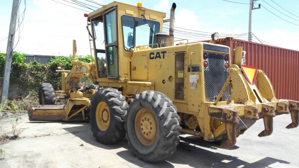 140g72v-10xxx  รถเกรดถนนรถนอกแท้ที่คุณตามหา CAT Motor Grader มีสแกนดิฟายหน้า แถมยางสวยๆคุณภาพดีราคามิตรภาพเอกสารครบ@3,25ล้านสนใจใคร่โทรที่ 081-9891989หรั่งครับ