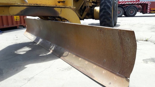 140g72v-10xxx  รถเกรดถนนรถนอกแท้ที่คุณตามหา CAT Motor Grader มีสแกนดิฟายหน้า แถมยางสวยๆคุณภาพดีราคามิตรภาพเอกสารครบ@3,25ล้านสนใจใคร่โทรที่ 081-9891989หรั่งครับ