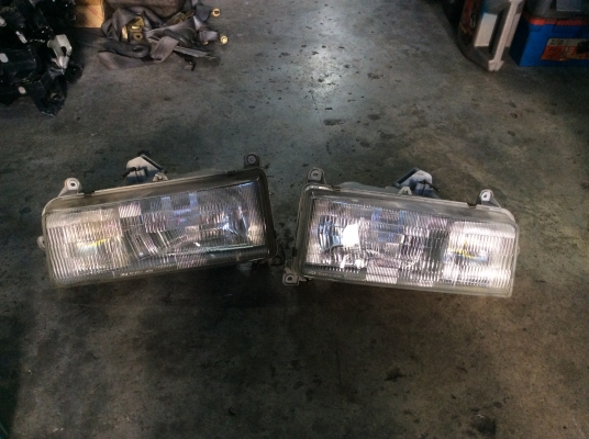 ตาไฟหน้า Hino Hitechปีกนก