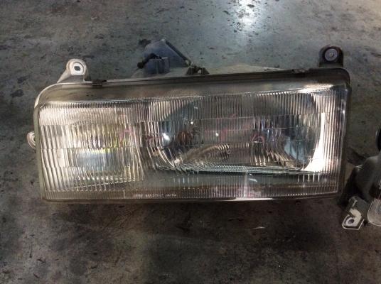 ตาไฟหน้า Hino Hitechปีกนก