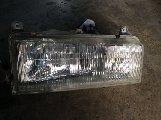 ตาไฟหน้า Hino Hitechปีกนก