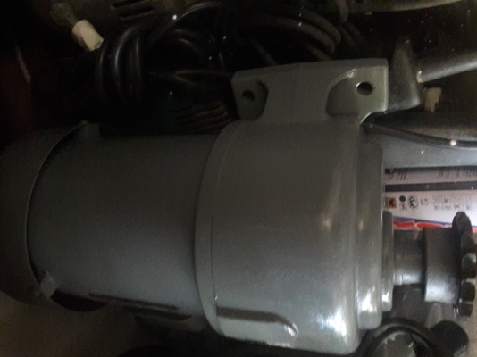 ขาย !! มอเอตอร์เกียร์.ขนาด1/2แรง380v.รอบ1:20พร้อมใช้งาน