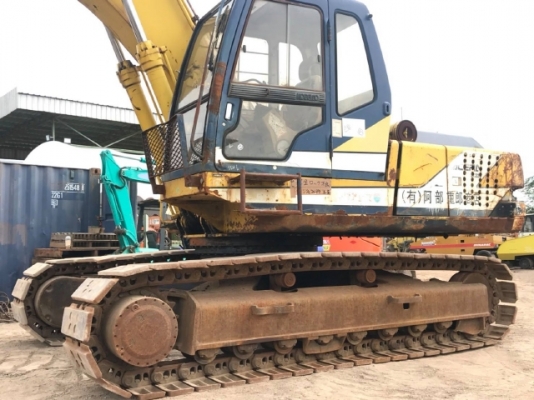 ขายรถขุด KOBELCO SK220 MARK 3 หัวแม่เหล็ก รถนอกนำเข้าเองจากญี่ปุ่น สภาพสวยพร้อมใช้ มีVDOการทำงานครับ