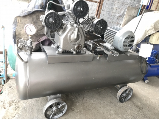 ขายปั้มลม 10 แรง หัว IWATA ถัง 300 ลิตร