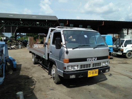 รถสไลด์ ISUZU เครื่อง 4BG1 รถพร้อมใช้งาน