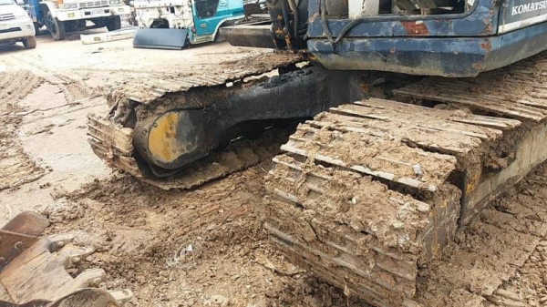 ขาย 255,000 KOMATSU pc 120-3 บูมอามยาว เครื่อง ISUZU 6BD  ปั๊มดี เอวแน่น ช่วงล่างดี พร้อมใช้งาน รถอยู่ ร้อยเอ็ด 064-191-1112